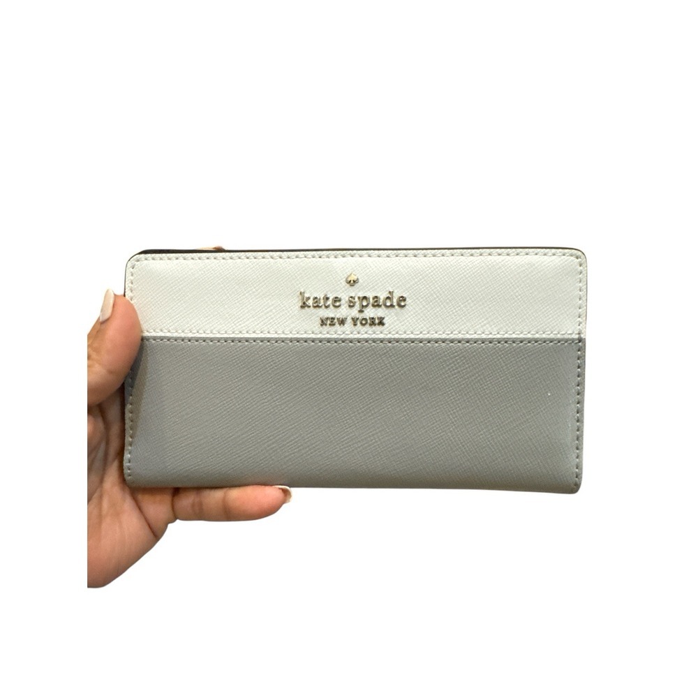 Kate Spade New York Staci Colorblock‎ Large Slim Bifold Wallet Grey White